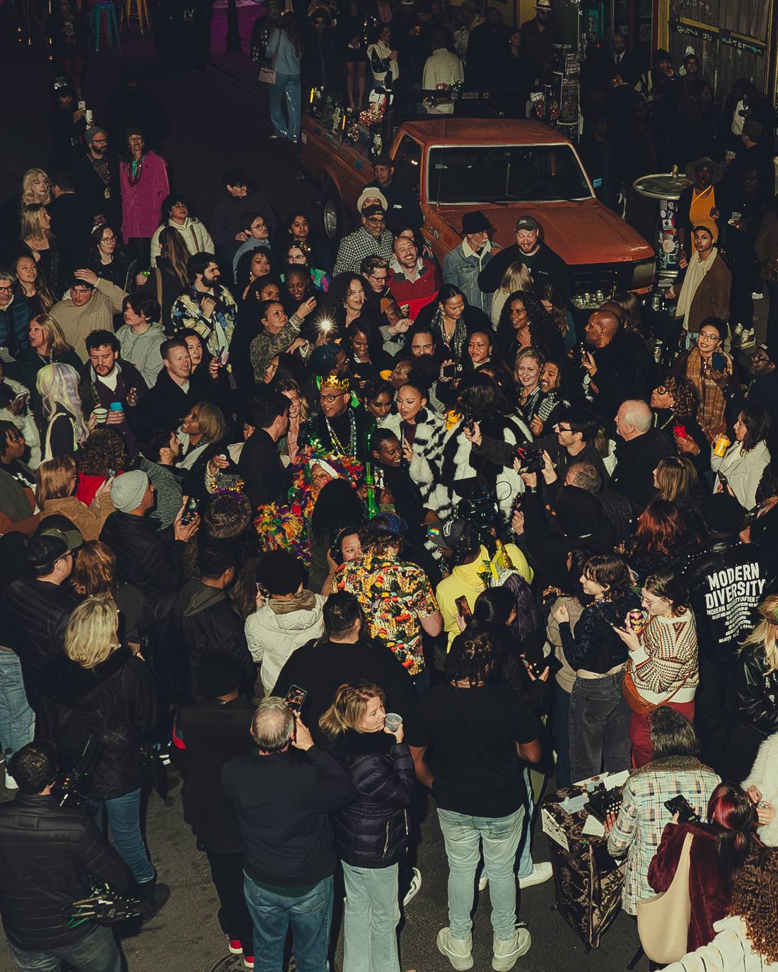 Overhead view of the crowd around Don